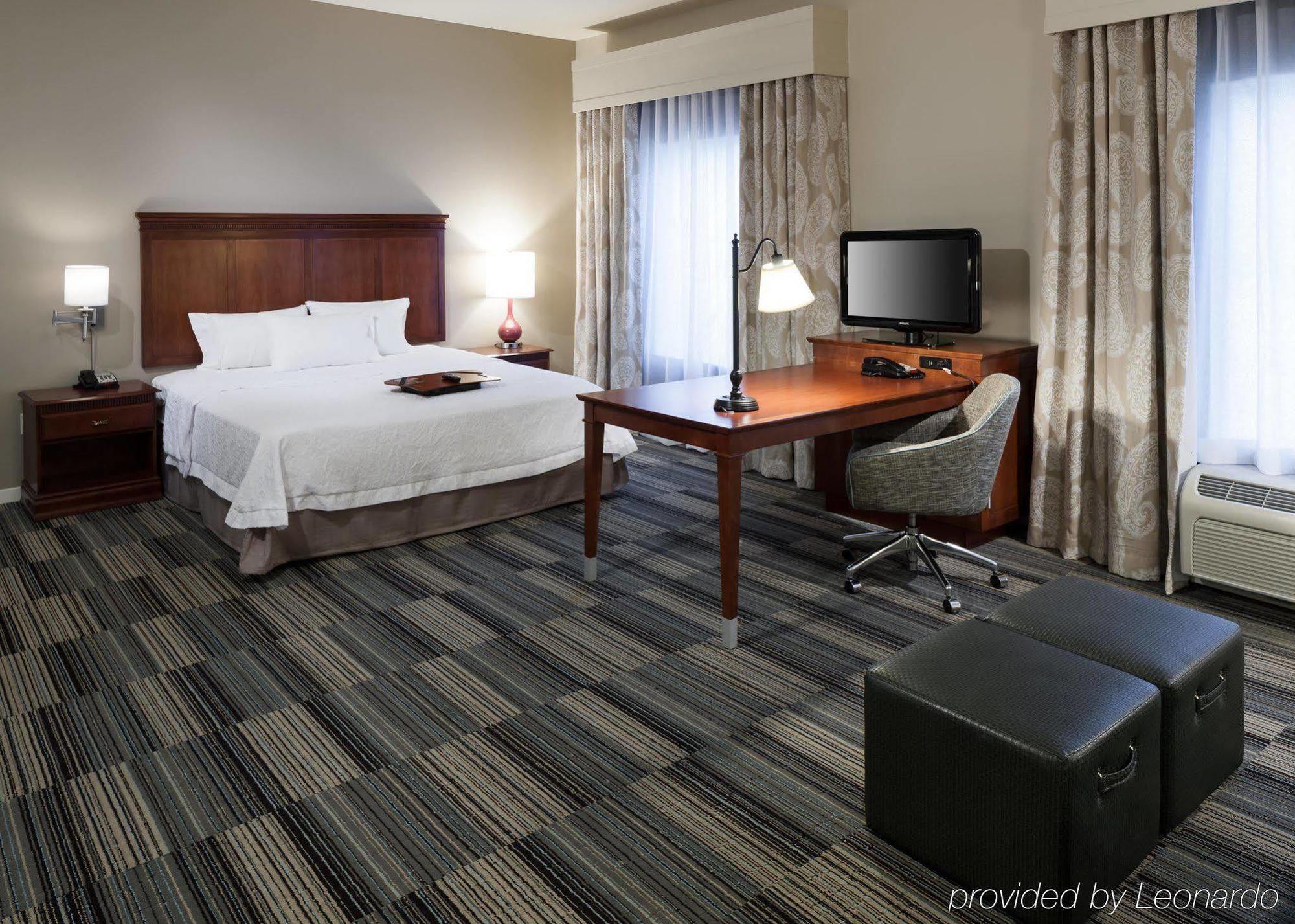 Hampton Inn & Suites Westford-Chelmsford Екстер'єр фото